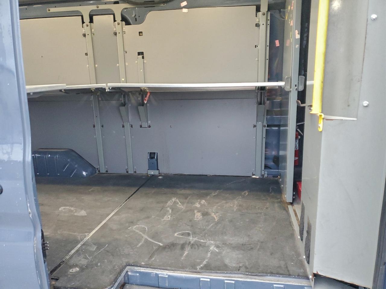 Ford Transit T-250 Image 8