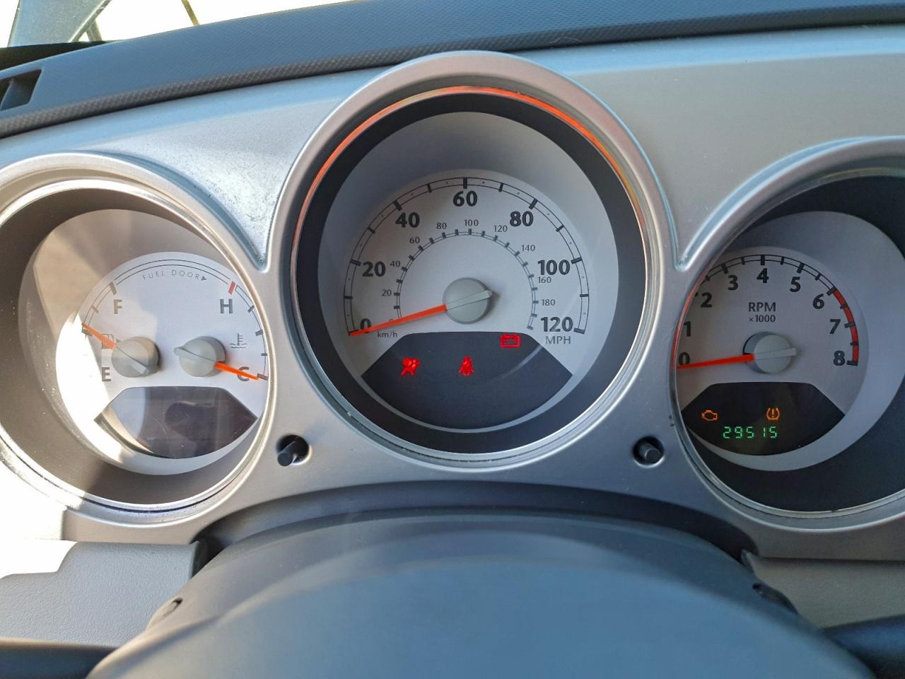 Chrysler PT Cruiser Image 9