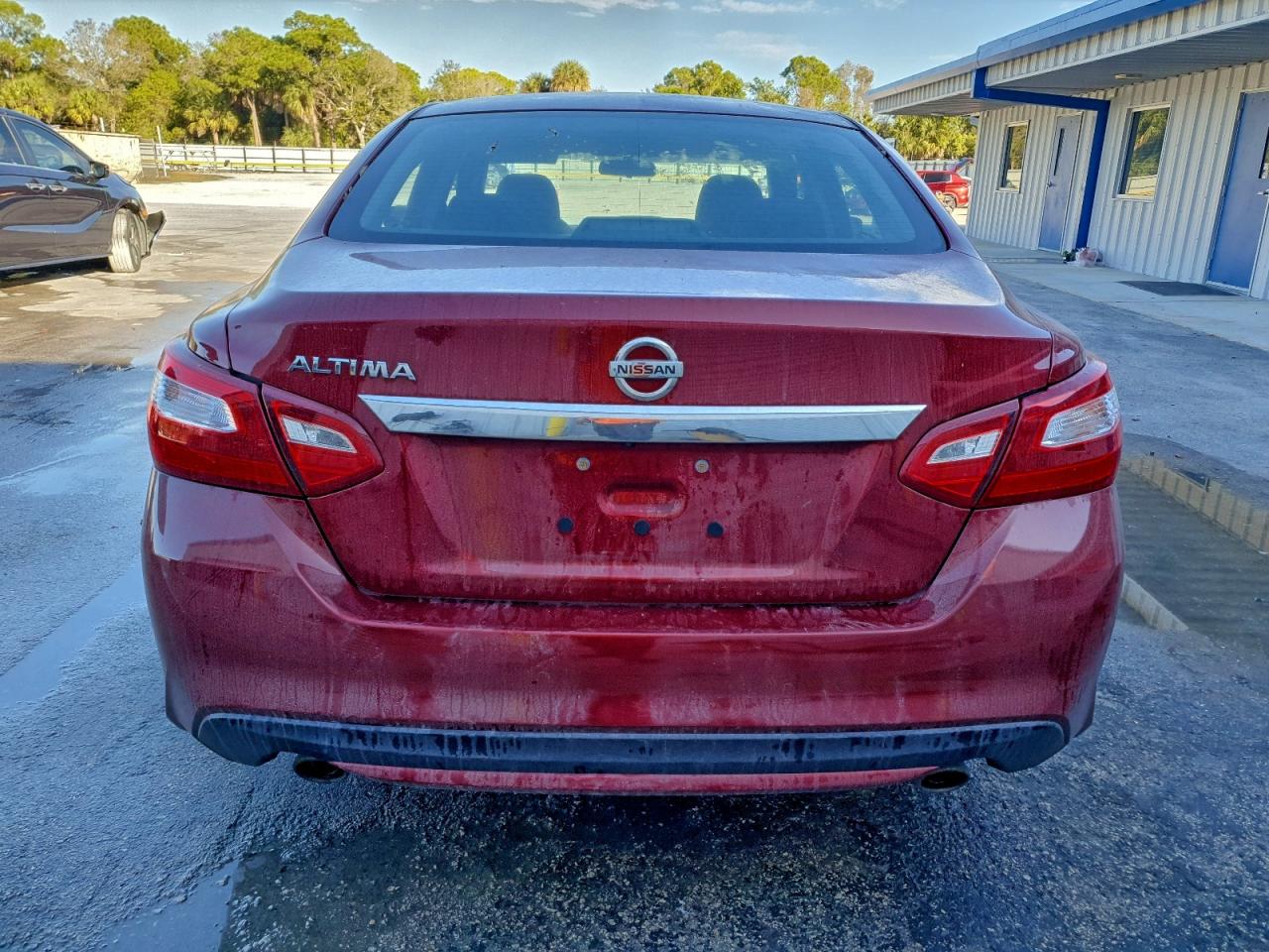 Nissan Altima 2.5 Image 4