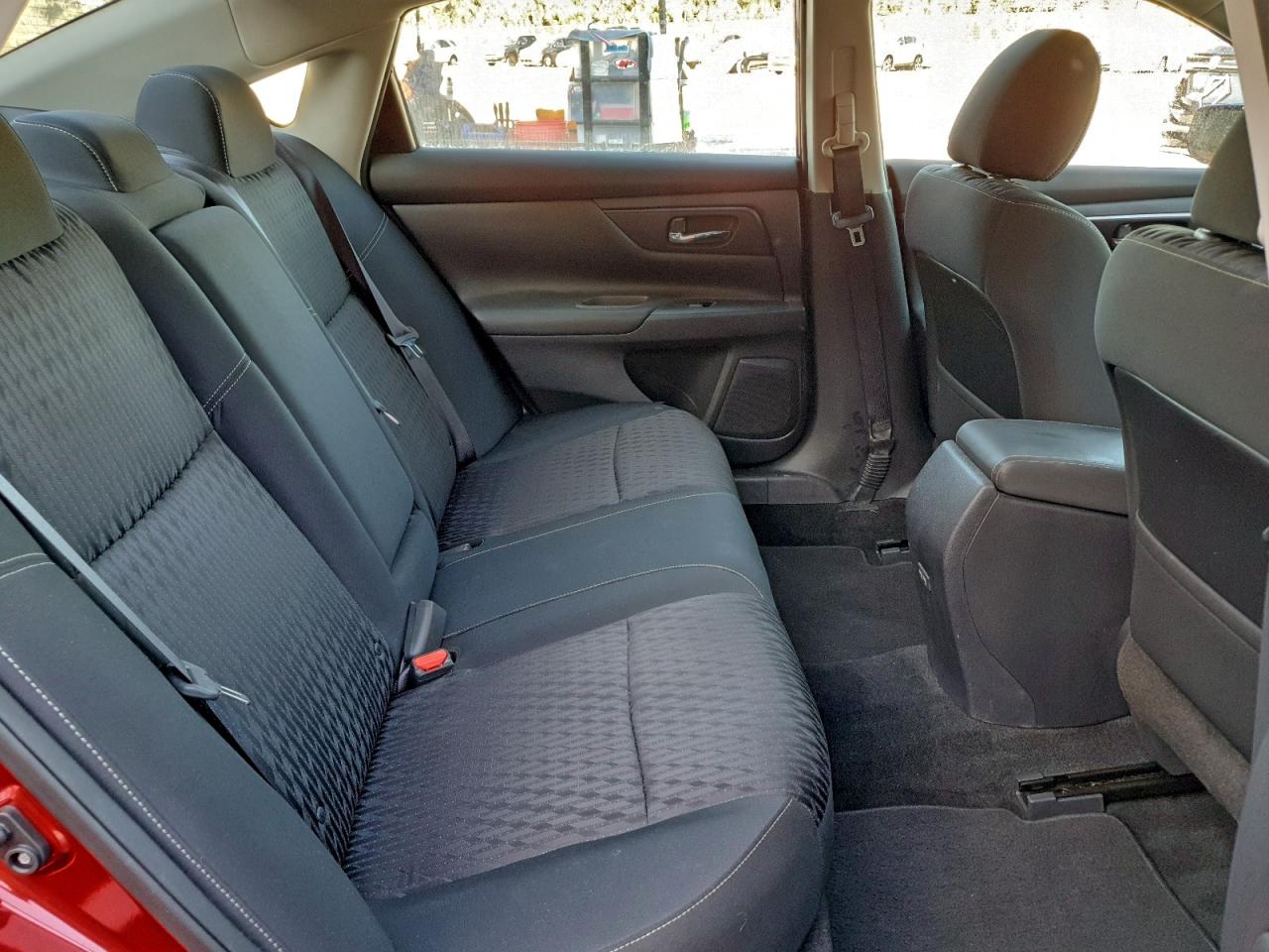 Nissan Altima 2.5 Image 8