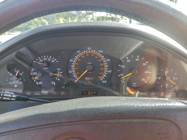 Mercedes-Benz S-Class 320 Image 10