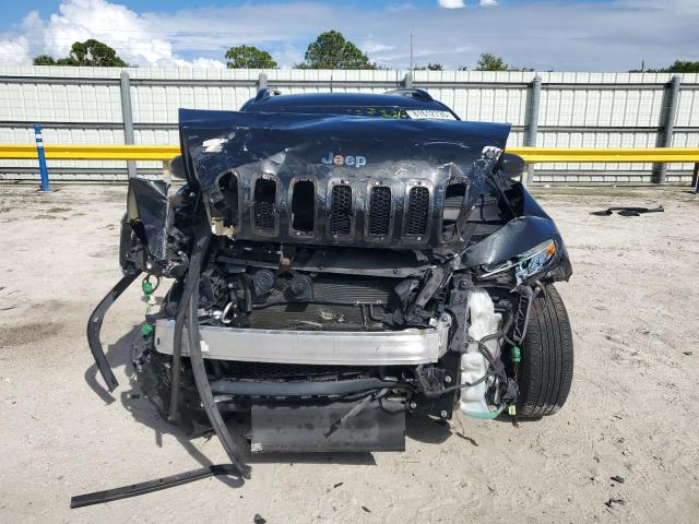 Jeep Grand Cherokee Sport Image 5