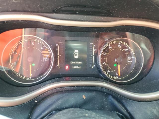 Jeep Grand Cherokee Sport Image 12