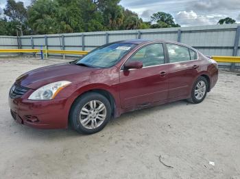  Salvage Nissan Altima