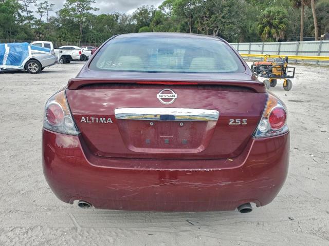 Nissan Altima Base Image 10