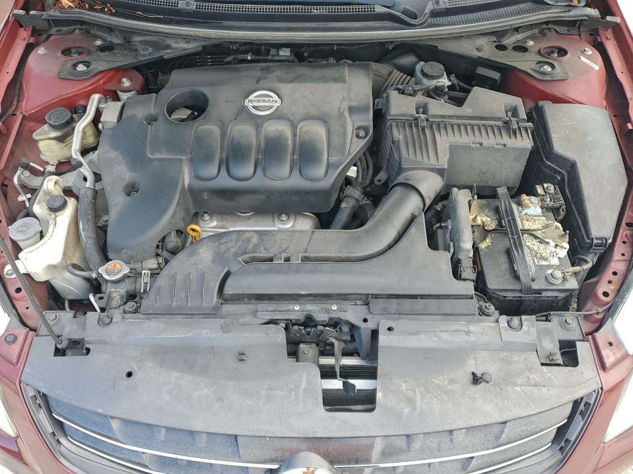 Nissan Altima Base Image 12