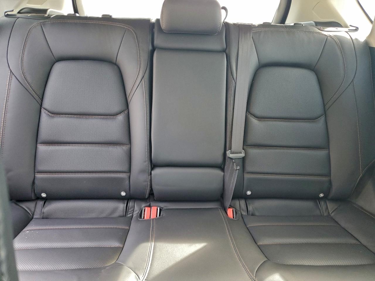 Mazda 3 Touring Image 6