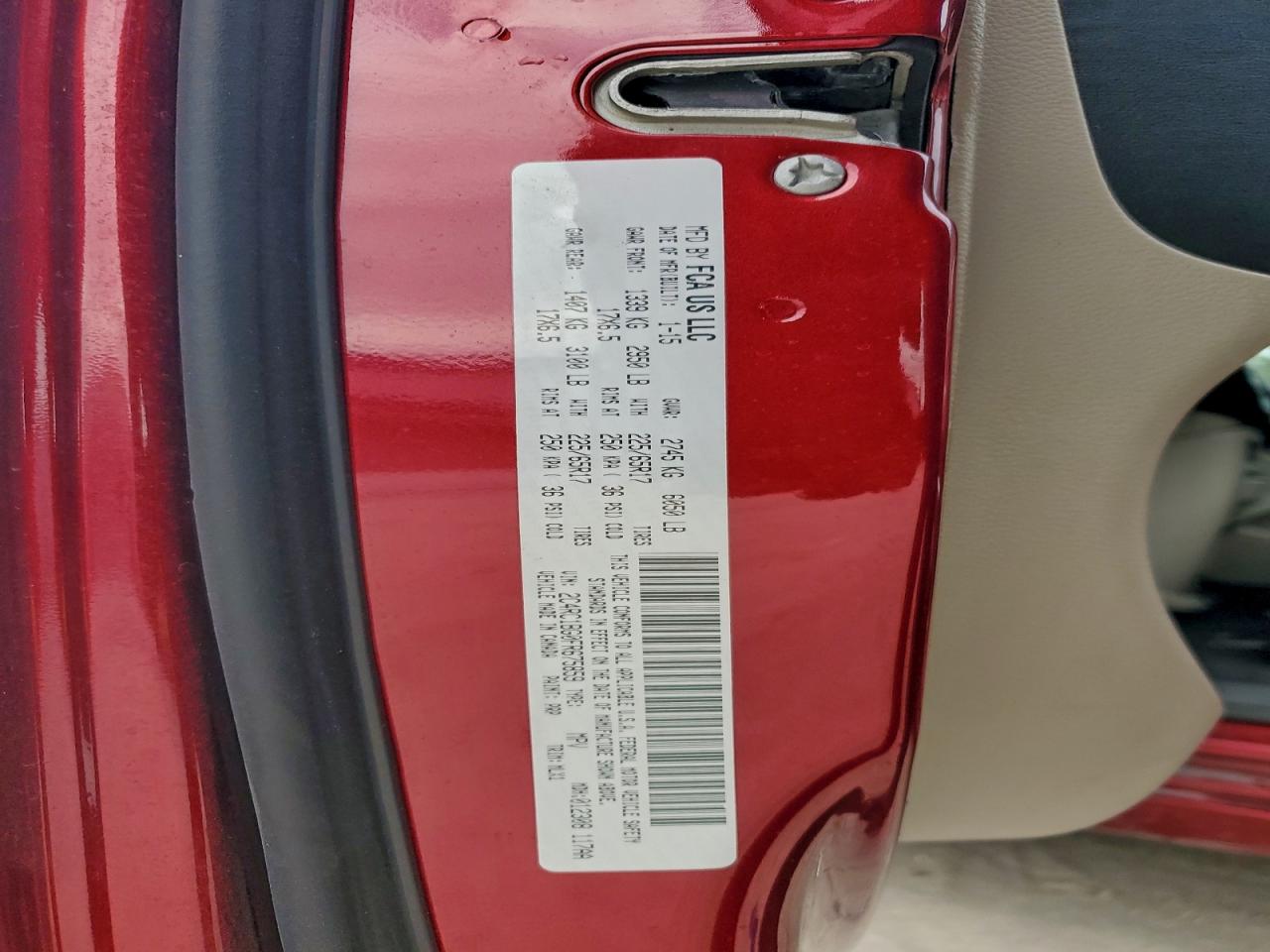 Chrysler Minivan Touring Image 9